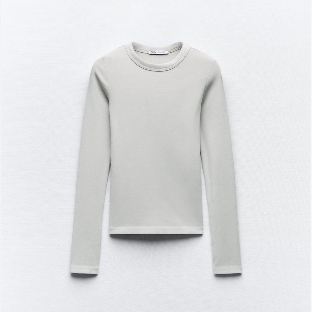 Zara long sleeved ribbed t shirt size small